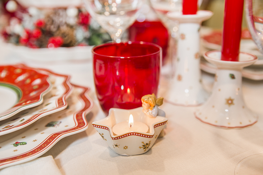 Come apparecchiare la tavola per Natale | Una candela di Villeroy & Boch come segnaposto