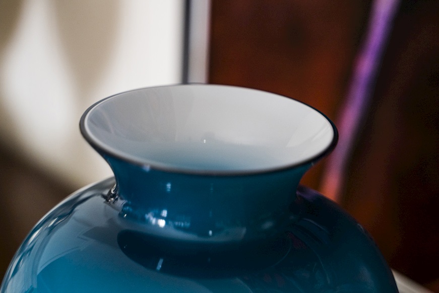 Vase Labuan Murano glass horizon milk white Venini