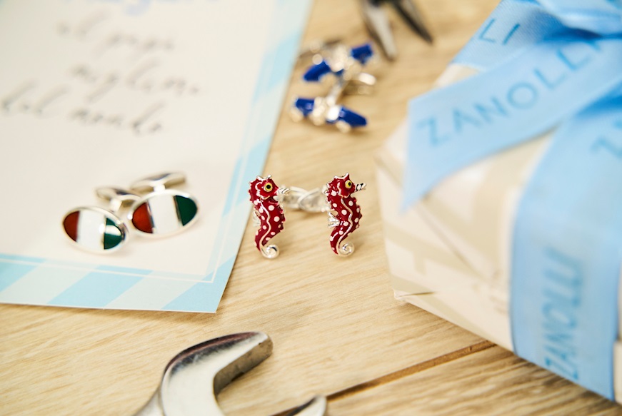 Cufflinks silver seahorse in red enamel Selezione Zanolli