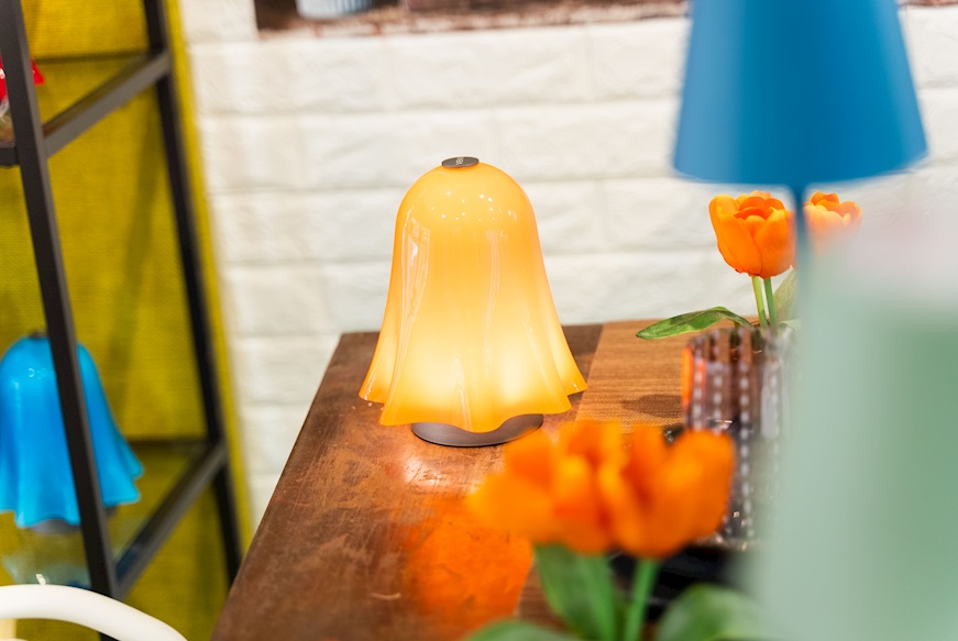 Lampada da tavolo Fantasmino ricaricabile arancio Venini