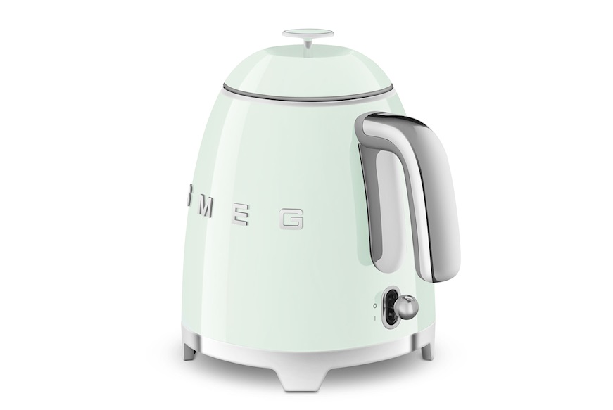 Mini Kettle pastel green Smeg