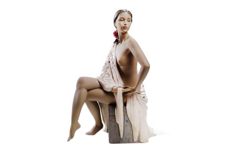 Nude with shawl porcelain Lladro'