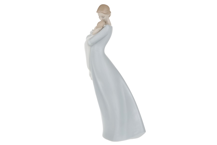 A mother's embrace porcelain Lladro'