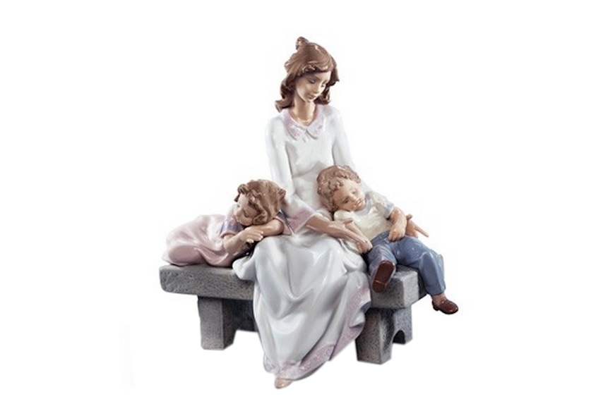 An afternoon nap porcelain Lladro'