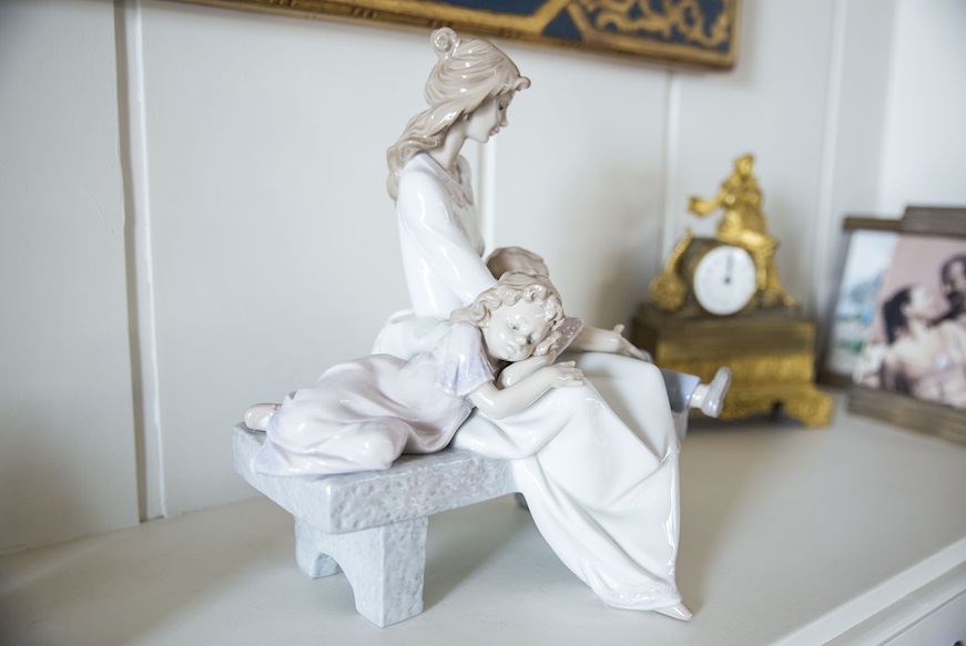 An afternoon nap porcelain Lladro'