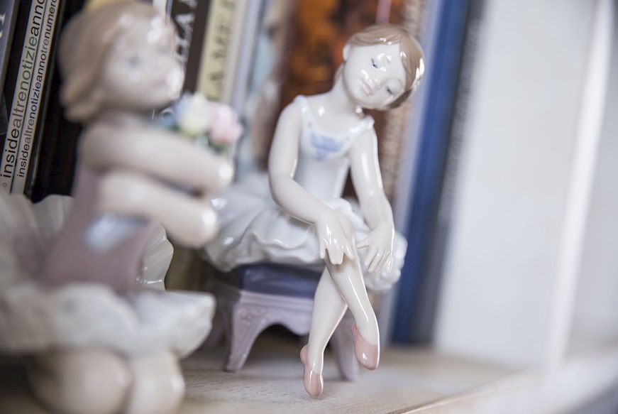 Little ballerina I porcelain Lladro'