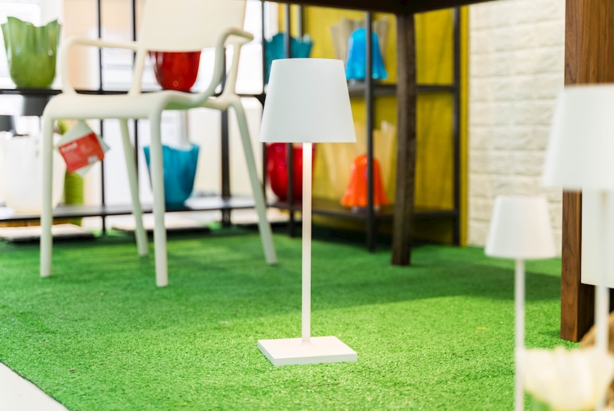 Lampada da tavolo Poldina Pro L Desk Bianco Zafferano