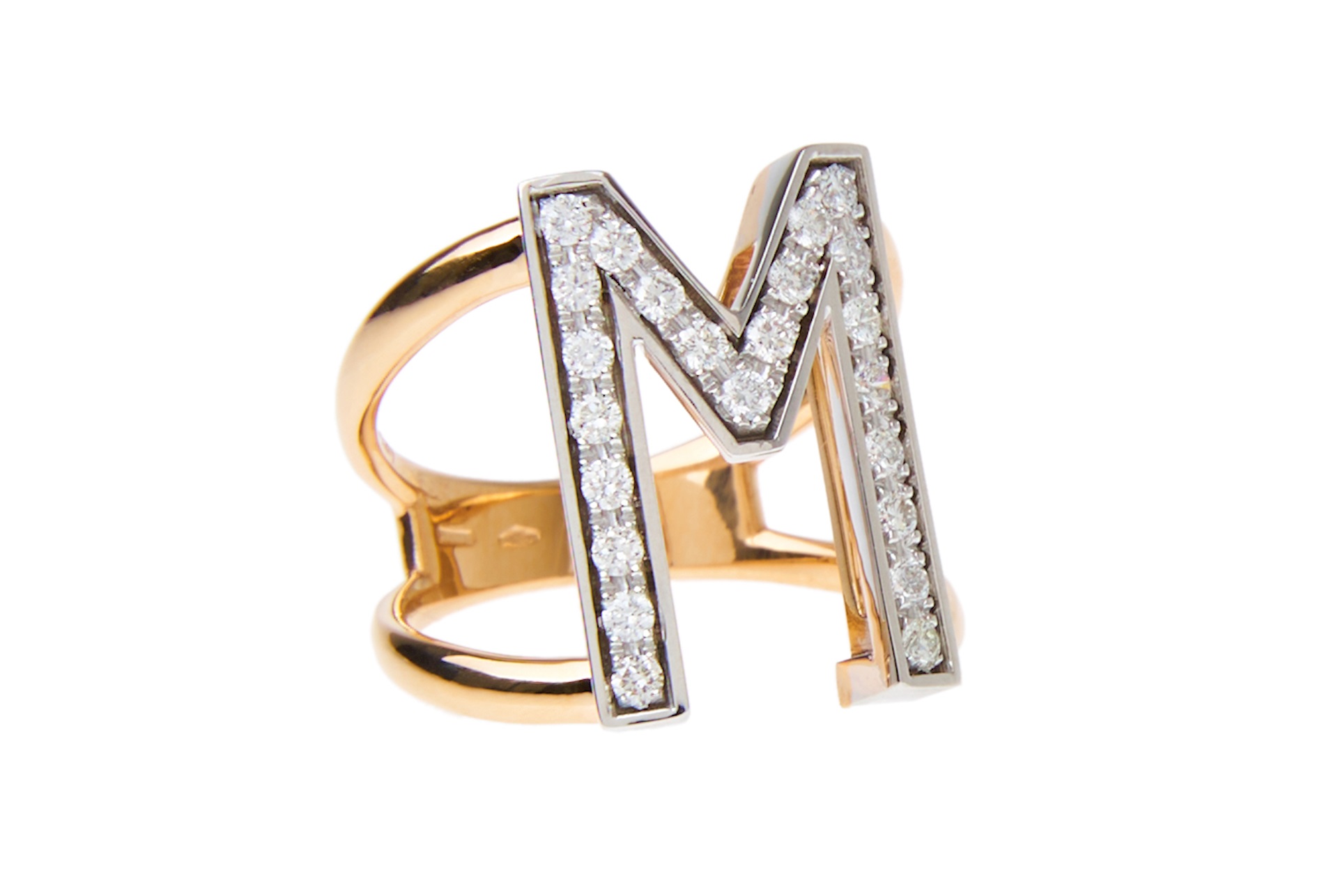 Ring gold 750‰ with M letter in diamonds ct. 0,44 Davite & Delucchi