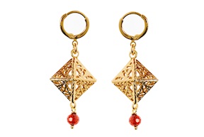 Earrings Gipsy in gilt bronze with pyramid and red crystal Unoaerre