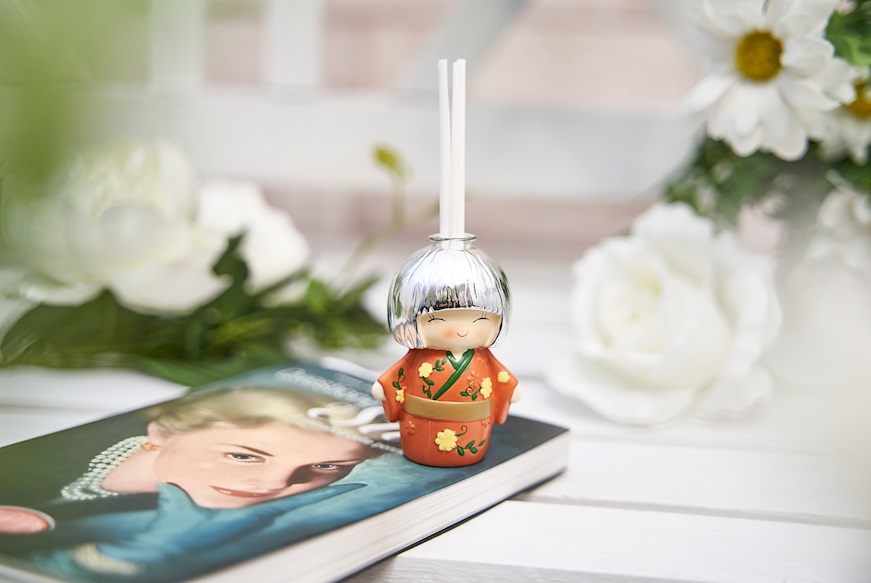Fragrance diffuser Kokeshi with sugared almonds Selezione Zanolli