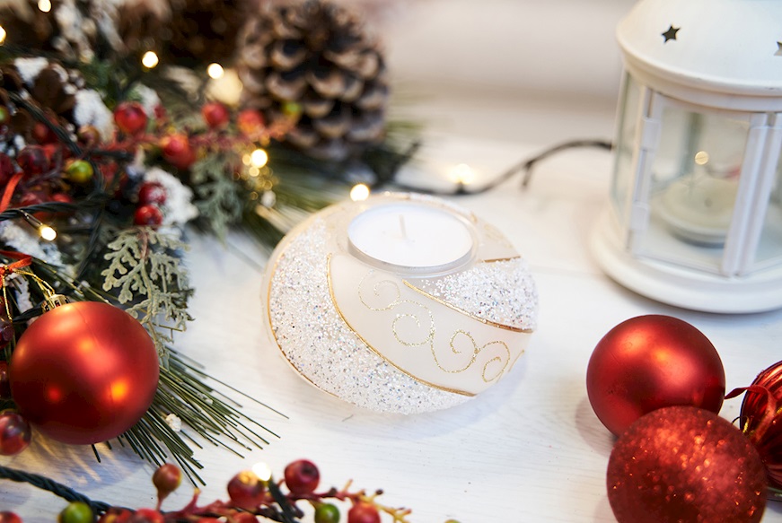 Idea regalo Natale Porta T-Light con decorazione oro e luce LED Selezione Zanolli