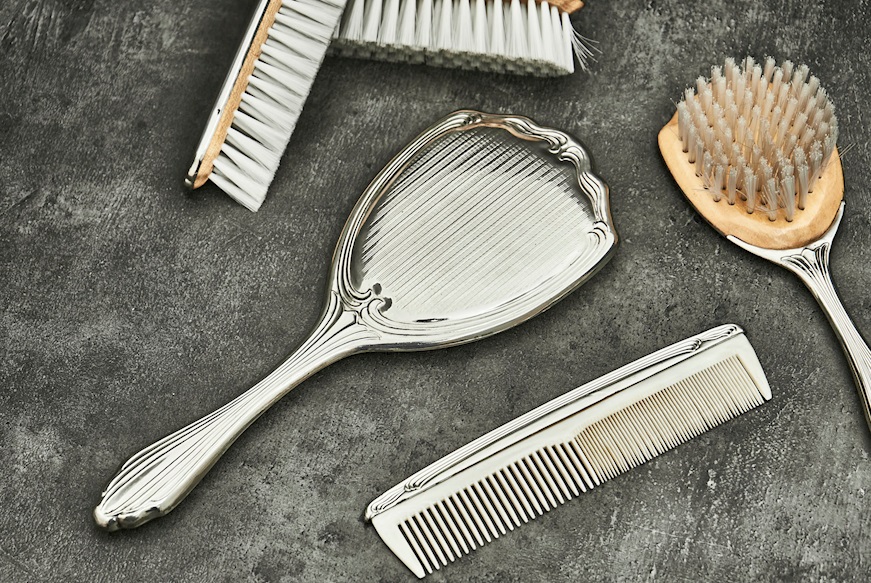 Set da toilette argento 160 grammi con decorazione guillochè 5 pezzi usato ricondizionato Zanolli Vintage