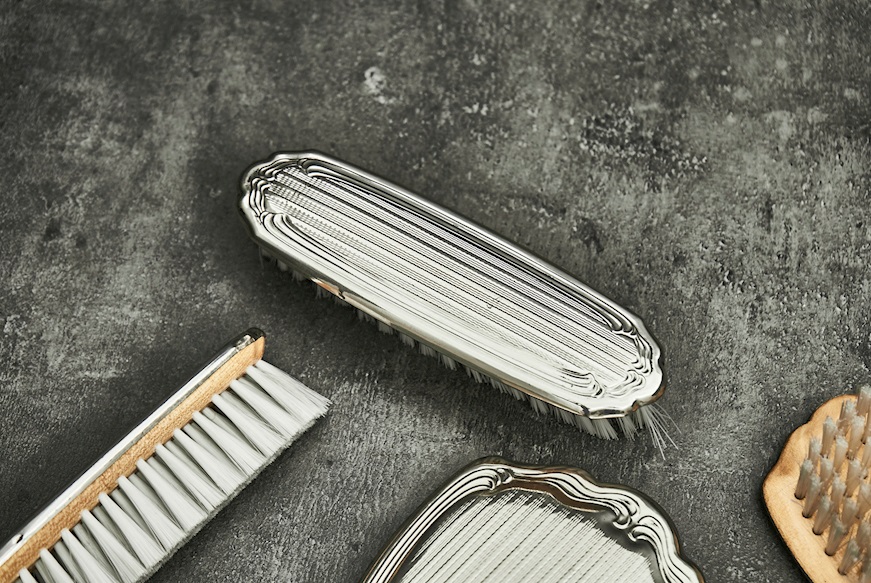 Set da toilette argento 160 grammi con decorazione guillochè 5 pezzi usato ricondizionato Zanolli Vintage