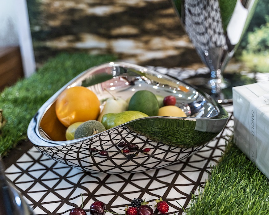 Centrotavola Ninnananna acciaio lucido Bugatti