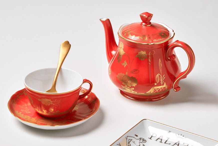 Tea saucer Oriente Italiano Rubrum porcelain Richard Ginori