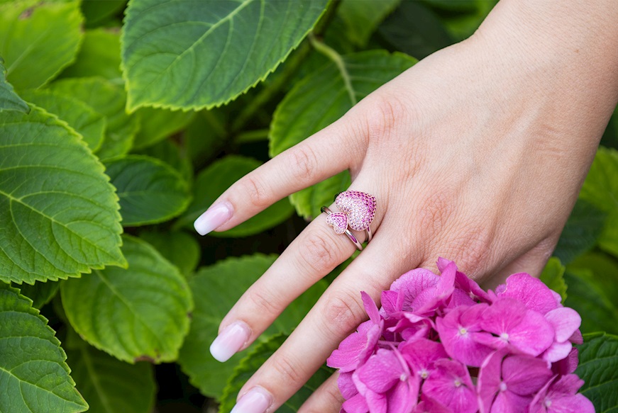 Anello Crysalis argento dorato con cuore di zirconi rosa Nomination