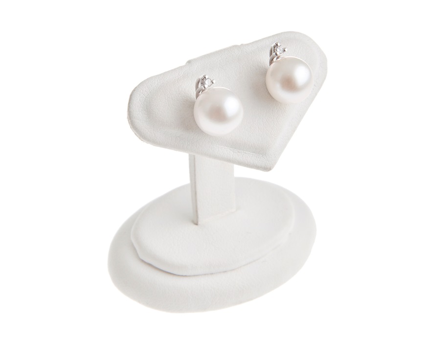 Orecchini in oro bianco 18k con perle e diamanti a scalare | GV