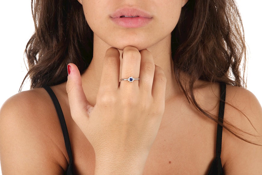 Ring gold 750‰ with sapphire and diamond Selezione Zanolli