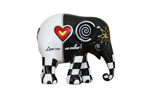 Elephant Parade Love sees no colour Elephant parade