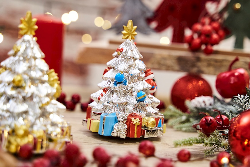 Idea regalo Natale Carillon Albero di Natale con decori azzurri e rossi Selezione Zanolli