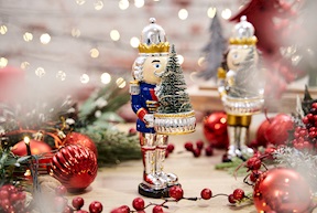 Idea regalo Natale Soldatino con albero di Natale blu con luce LED Selezione Zanolli