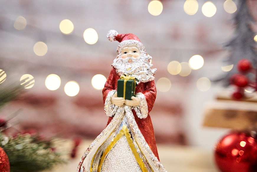 Santa Claus with gift Selezione Zanolli