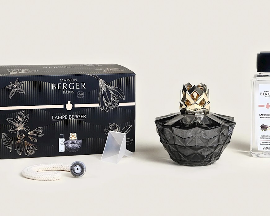 Gift pack lamp Kali Nero with 250 ml perfume Splendeur Vanille Maison Berger Paris