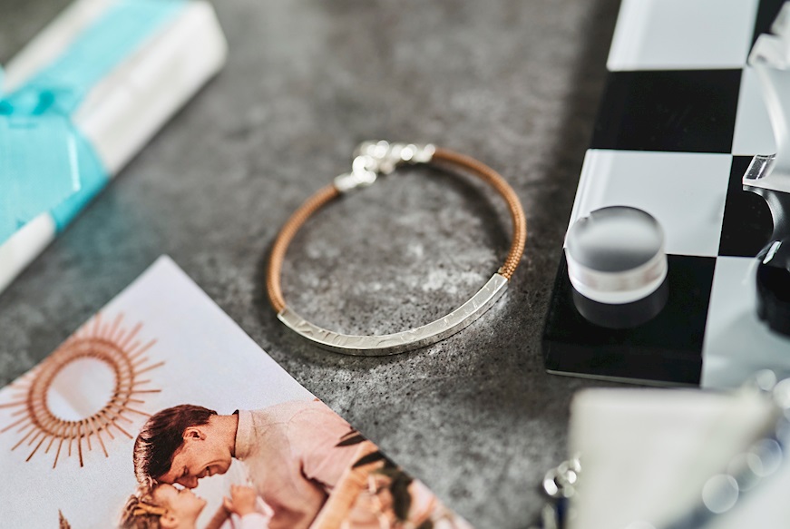 Bracciale Uomo Soul Man argento e cordino marrone con barretta martellata Selezione Zanolli