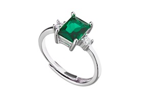 Ring silver with emerald zircon Sovrani