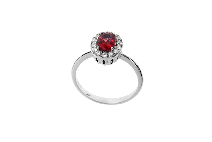 Anello oro 750‰ con diamanti e rubino ovale Selezione Zanolli