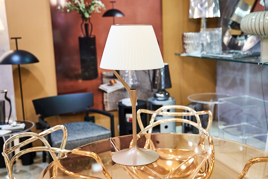 Lampada da tavolo Angelo Stone rame Kartell