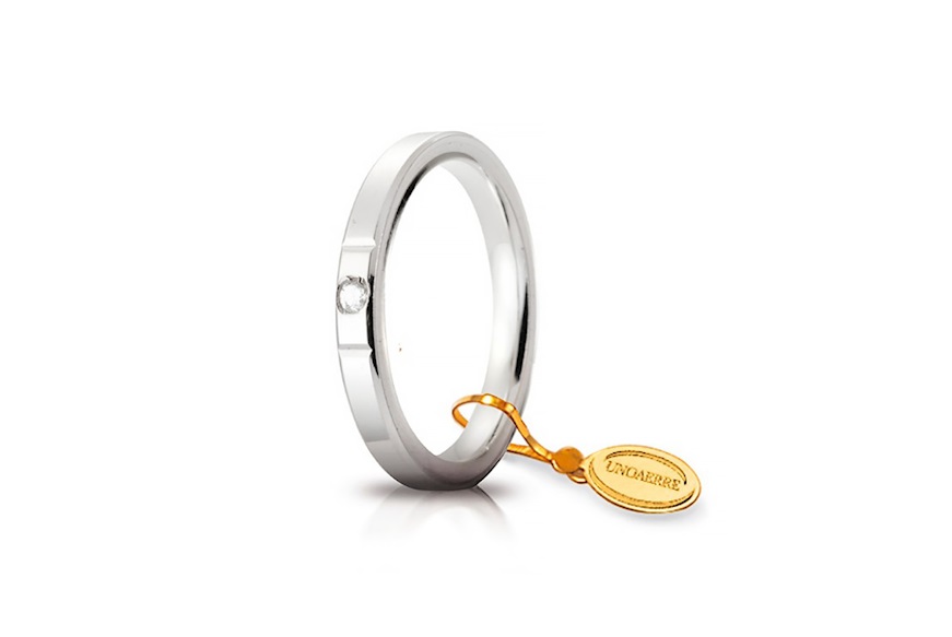 Wedding ring Cerchio di Luce gold 750‰ with diamond Unoaerre