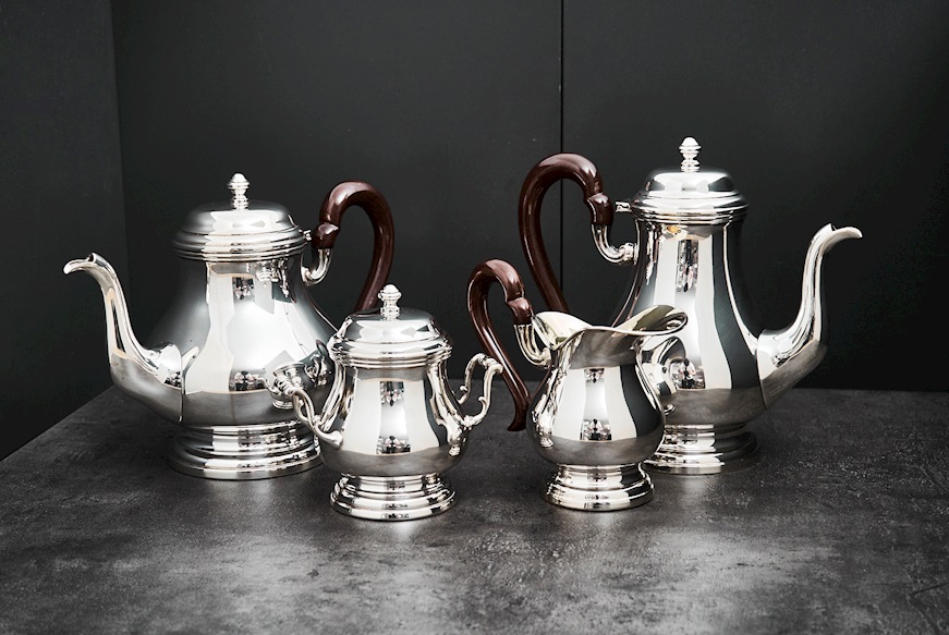 Servizio da the e caffè argento 2000 grammi 4 pezzi in stile Inglese usato ricondizionato Zanolli Vintage