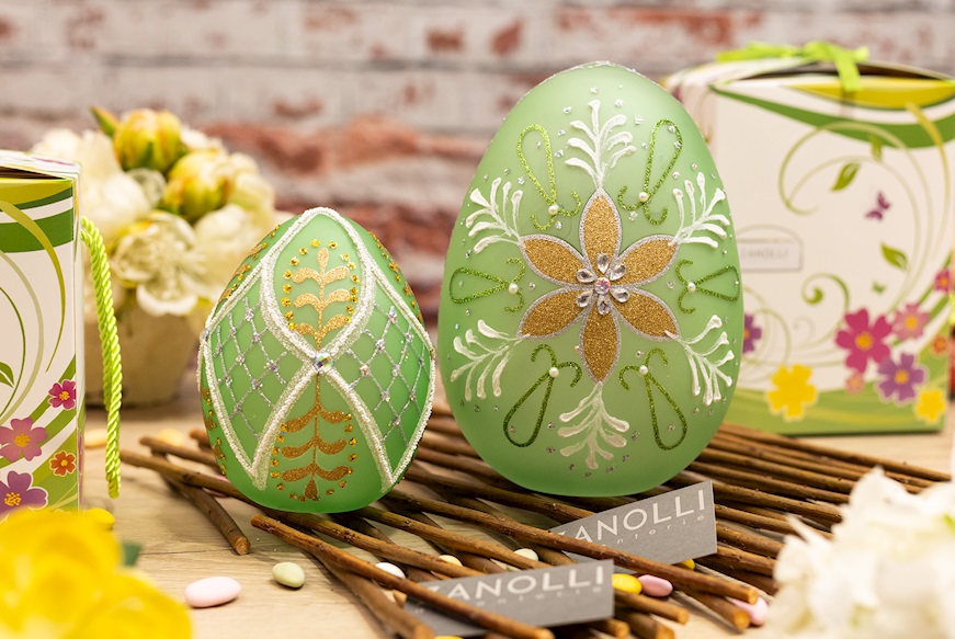 Idea Regalo Pasqua Uovo luminoso decorato verde con luce LED Selezione Zanolli