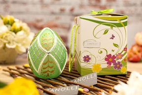Idea regalo Pasqua Uovo luminoso decorato verde con luce LED Selezione Zanolli