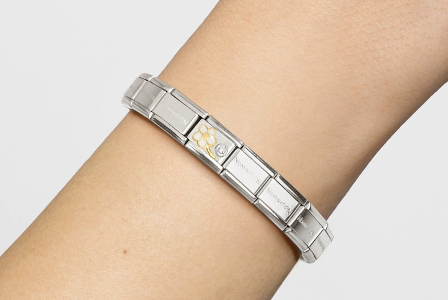 Myosotis Composable steel gold and zircon Nomination