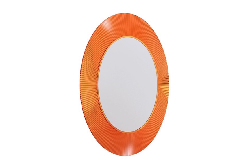 Specchio All Saints colore arancio tangerine con luce integrata Kartell