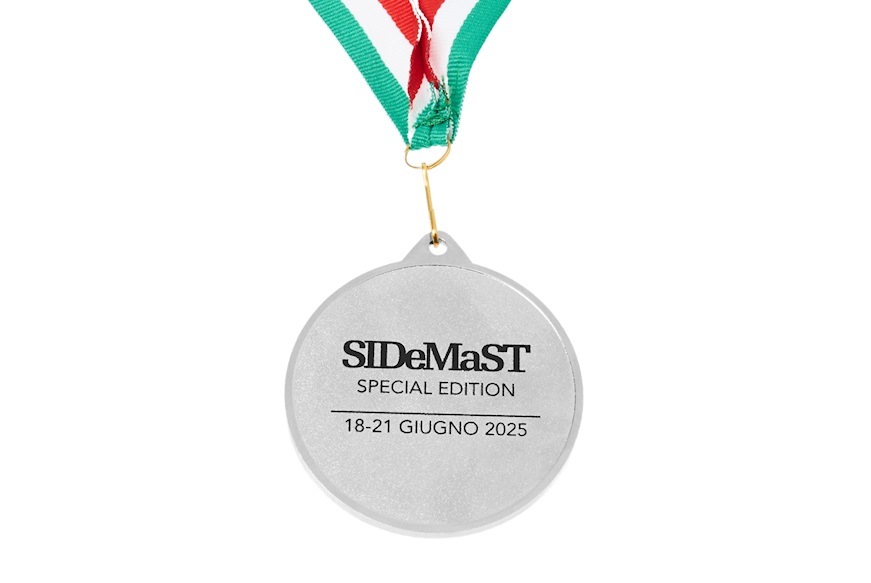 Medaglia per premiazioni personalizzabile metallo con finitura argentata e nastro tricolore Selezione Zanolli