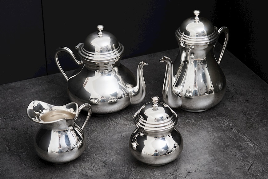 Tea and coffee service silver 1435 grammi in English style Zanolli Vintage