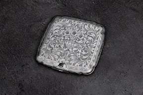 Scatola portacipria argento 65 grammi con incisione fiorentina usato ricondizionato Zanolli Vintage