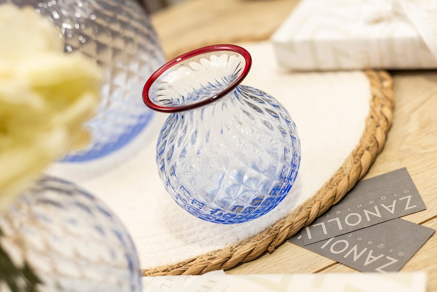 Vaso Fiori Balloton vetro di Murano iceberg con filo rosso Venini