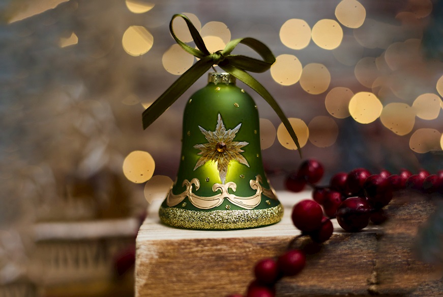 Idea regalo Natale Campanella verde stella con luce LED Selezione Zanolli