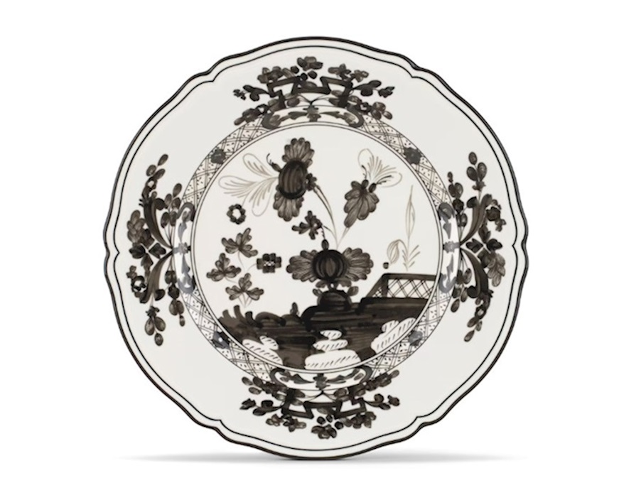 Charger plate Oriente Italiano Albus porcelain Richard Ginori