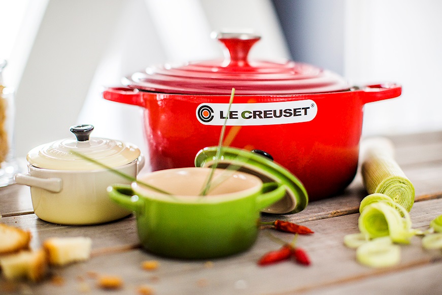 Cocotte ovale Evolution ghisa ciliegia Le Creuset