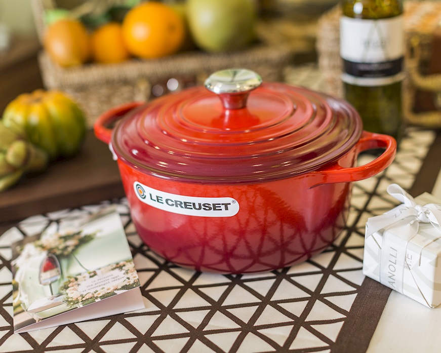Round cocotte Evolution cast iron cerise Le Creuset