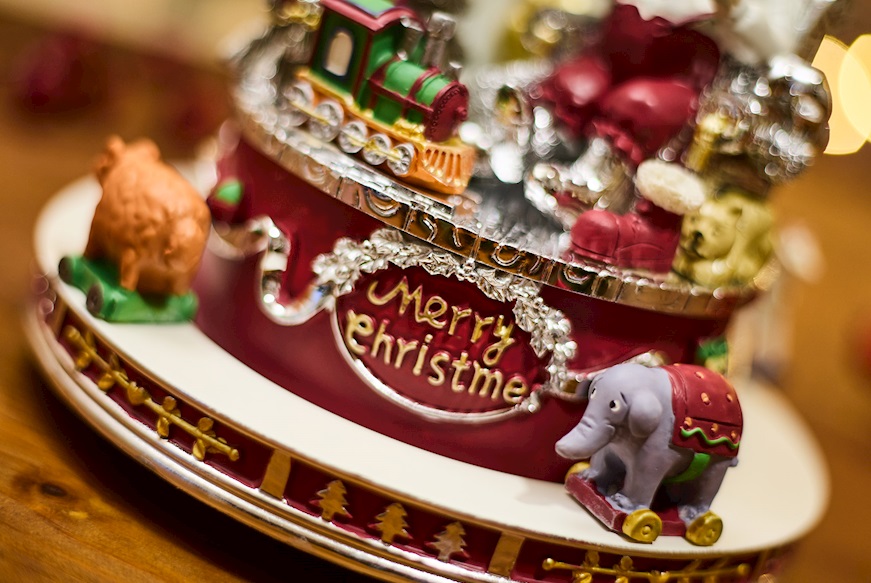 Idea regalo Natale Giostra musicale Babbo Natale Selezione Zanolli