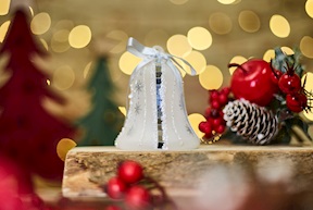 Idea regalo Natale Campanella bianca e argento con luce LED Selezione Zanolli