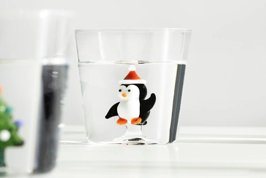 Idea regalo Natale Bicchiere tumbler Pinguino con Cappello di Natale Christmas Tales Ichendorf