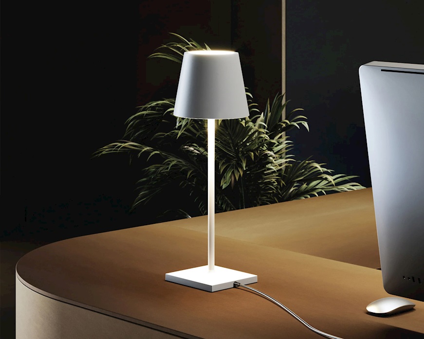 Lampada da tavolo Poldina con cavo bianco opaco con cavo Zafferano