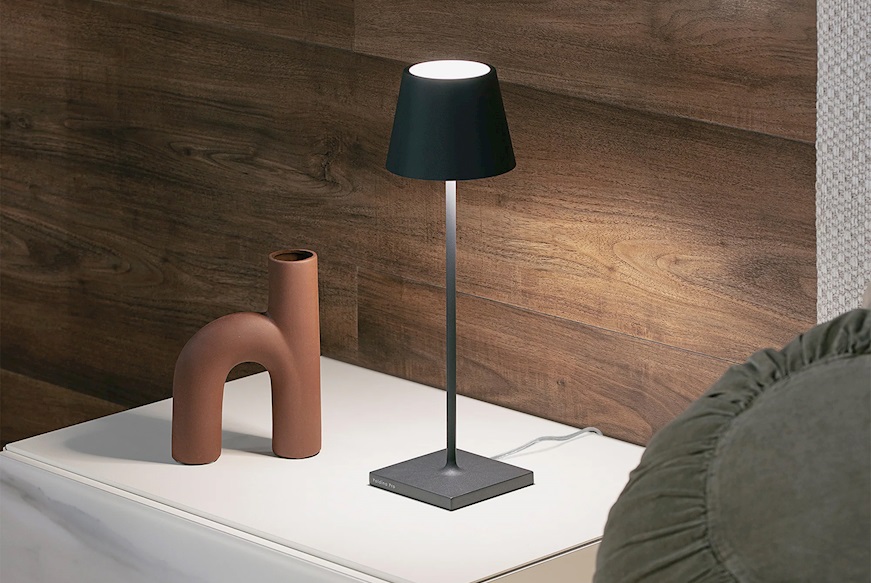 Lampada da tavolo Poldina con cavo grigio scuro Zafferano